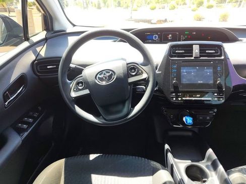 Used 2016 Toyota Prius Two FWD image 11