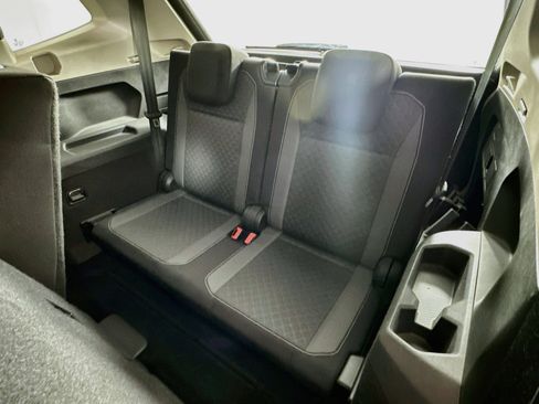 Used 2021 Volkswagen Tiguan S FWD image 27