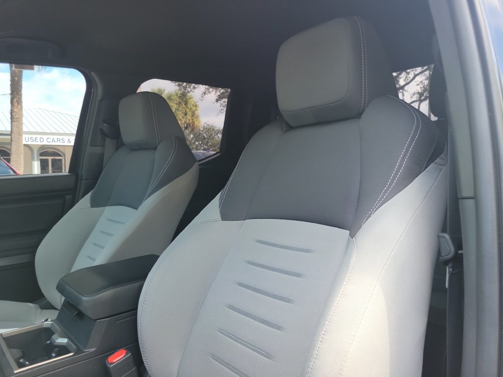Used 2025 Toyota Tacoma TRD Sport RWD image 12