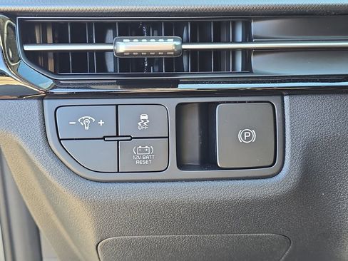 New 2026 Kia Sportage LX FWD image 27