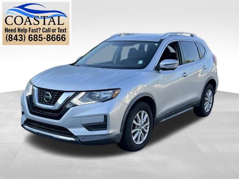 Used 2018 Nissan Rogue SV w/ Premium Package FWD image 1