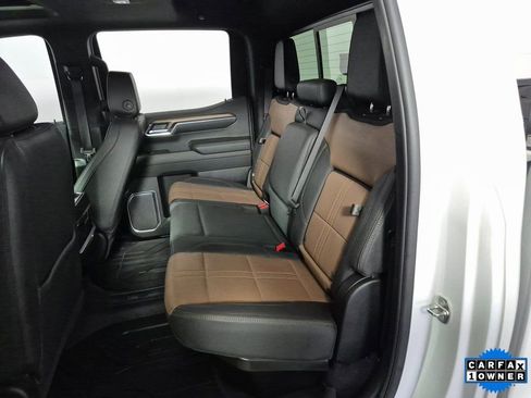 Certified 2024 Chevrolet Silverado 1500 High Country w/ High Country Premium Package AWD/4WD image 25