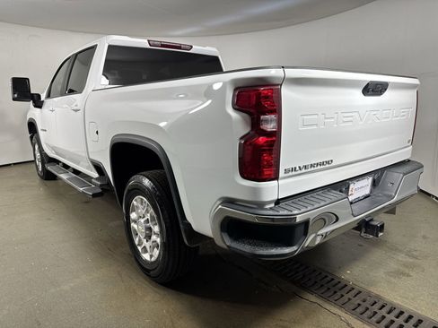 Used 2023 Chevrolet Silverado 2500 LT w/ Convenience Package image 31