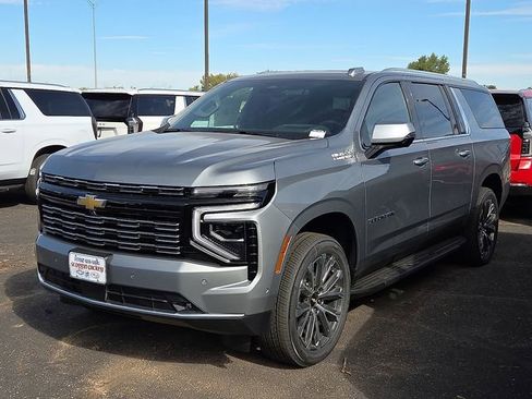 New 2026 Chevrolet Suburban High Country w/ Sun And Tow Package image 1