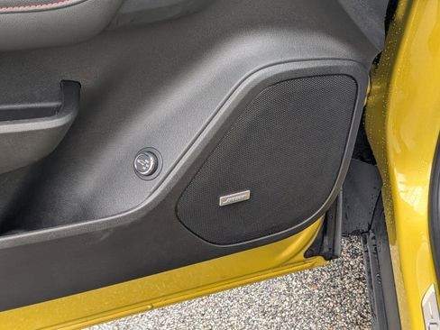 Certified 2024 Chevrolet Blazer RS w/ Driver Confidence II Package image 15