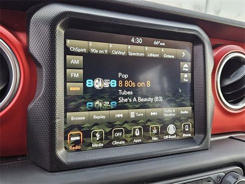 Used 2018 Jeep Wrangler Unlimited Rubicon image 19