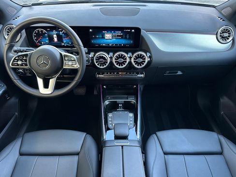 Used 2023 Mercedes-Benz GLA 250 image 12