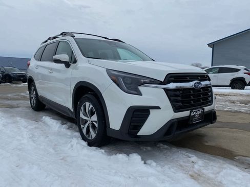 Certified 2023 Subaru Ascent Premium w/ Convenience Package image 8