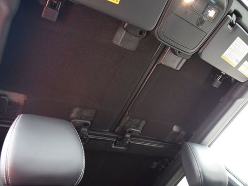 New 2026 Ford Bronco Outer Banks image 24