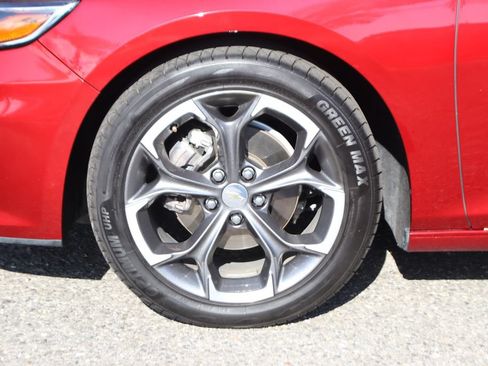 Used 2024 Chevrolet Malibu LT FWD image 38