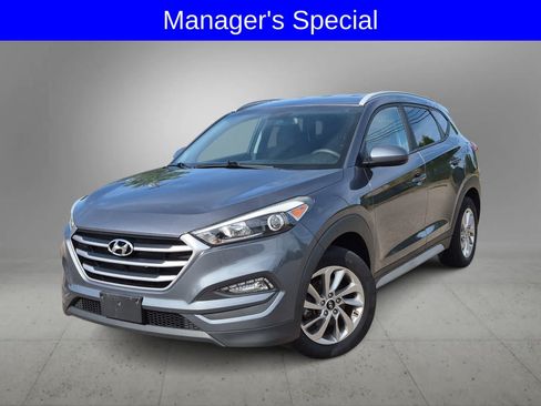 Used 2017 Hyundai Tucson SE w/ SE Popular Package 02 FWD image 1