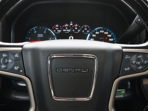 Used 2018 GMC Sierra 3500 Denali AWD/4WD image 27