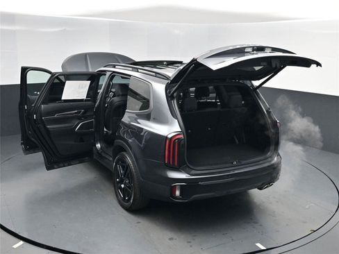 Used 2024 Kia Telluride EX X-Line image 25