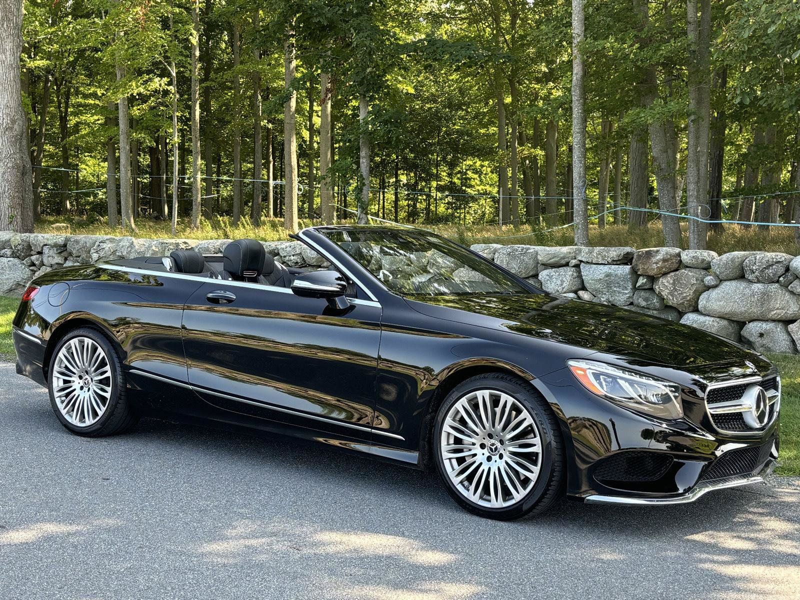 Used 2019 Mercedes-Benz S 560 Cabriolet image 30
