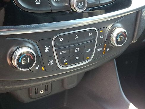 Used 2023 Chevrolet Traverse LT w/ LPO, Floor Liner Package AWD/4WD image 16