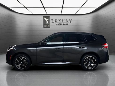 Used 2025 BMW X3 xDrive30i image 4