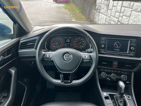 Used 2021 Volkswagen Jetta SE image 23