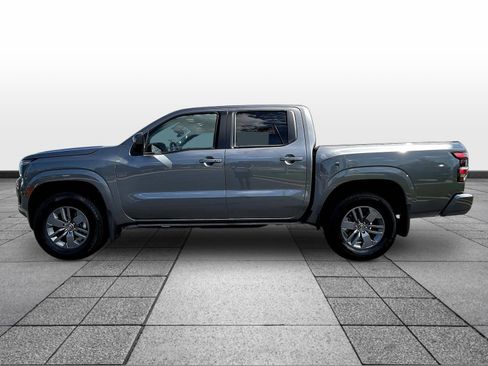Used 2025 Nissan Frontier SV w/ SV Convenience Package AWD/4WD image 8