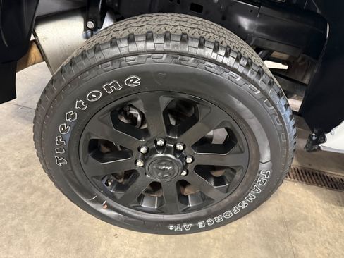 Certified 2024 RAM 2500 Big Horn w/ Night Edition AWD/4WD image 21