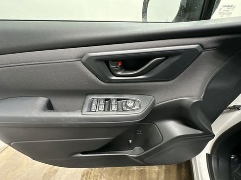 Certified 2025 Subaru Forester Premium image 18