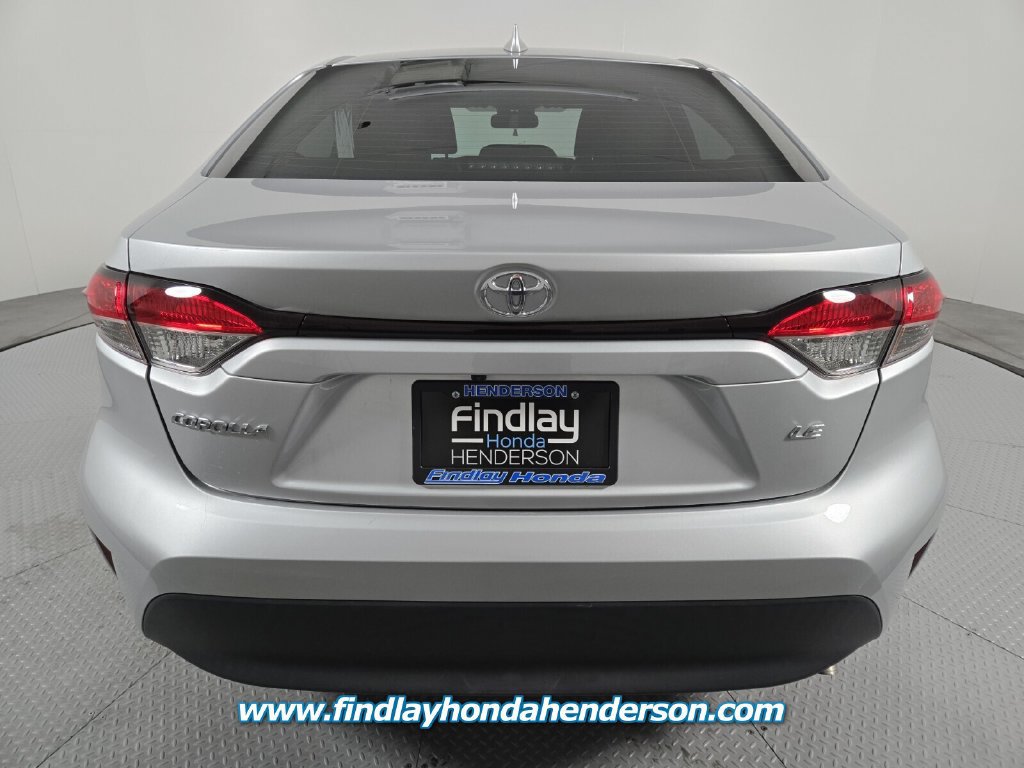 Used 2024 Toyota Corolla LE w/ LE Convenience Package FWD image 5