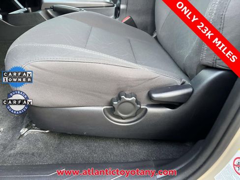 Used 2019 Toyota Tacoma TRD Sport image 19