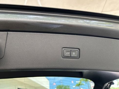 Used 2022 Audi RS Q8 image 30