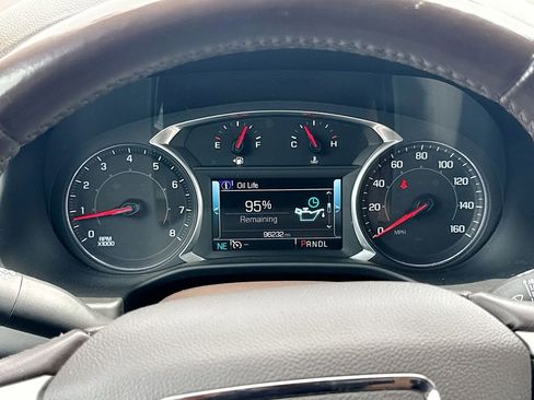Used 2019 GMC Acadia SLT FWD image 3