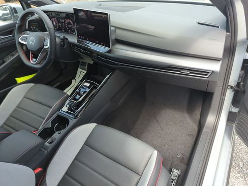 New 2026 Volkswagen GTI SE FWD image 21