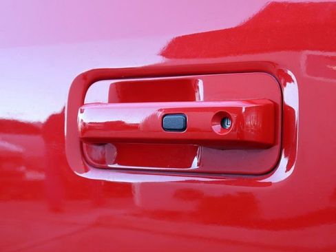 Used 2018 Ford F150 Lariat image 22