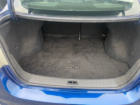 Used 2016 Nissan Sentra SR w/ SR Premium Package image 15