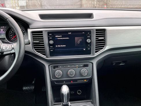 Used 2018 Volkswagen Atlas SE image 6