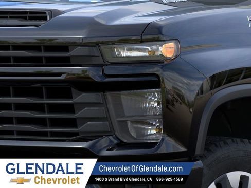 New 2026 Chevrolet Silverado 2500 Custom w/ Custom Value Package AWD/4WD image 10