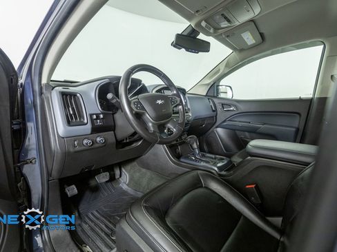 Used 2018 Chevrolet Colorado Z71 w/ Centennial Edition AWD/4WD image 10