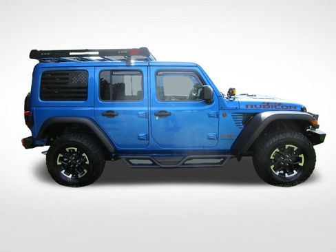 Used 2024 Jeep Wrangler Unlimited Rubicon w/ Technology Group AWD/4WD image 9
