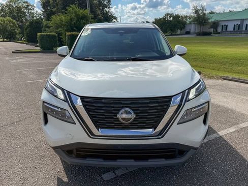 Used 2023 Nissan Rogue SV FWD image 10