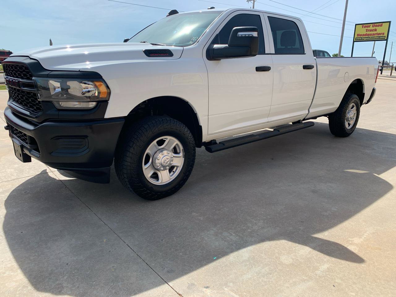 Used 2023 RAM 2500 Tradesman AWD/4WD image 3