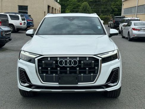 Used 2025 Audi Q7 3.0T Premium Plus AWD/4WD image 12