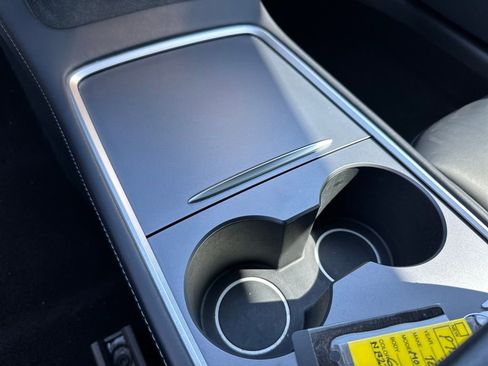 Used 2022 Tesla Model 3 Performance image 27