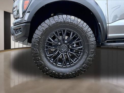 Used 2024 Ford F150 Raptor AWD/4WD image 8
