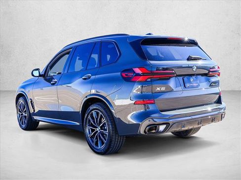 Used 2026 BMW X5 xDrive40i w/ M Sport Package AWD/4WD image 7
