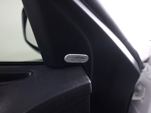 Used 2018 Chrysler 300 S image 37