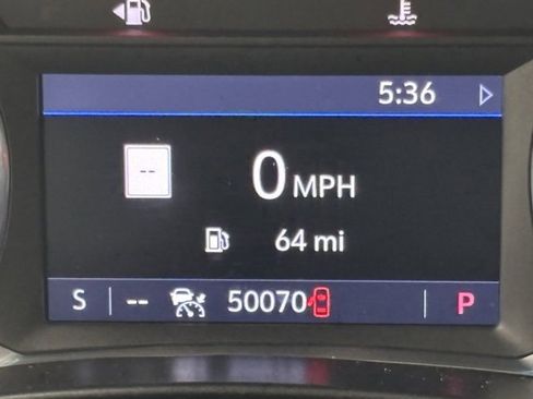 Used 2020 Chevrolet Equinox Premier image 25