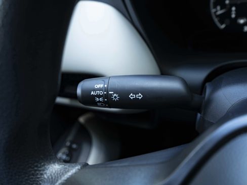 Used 2026 Honda HR-V LX image 23