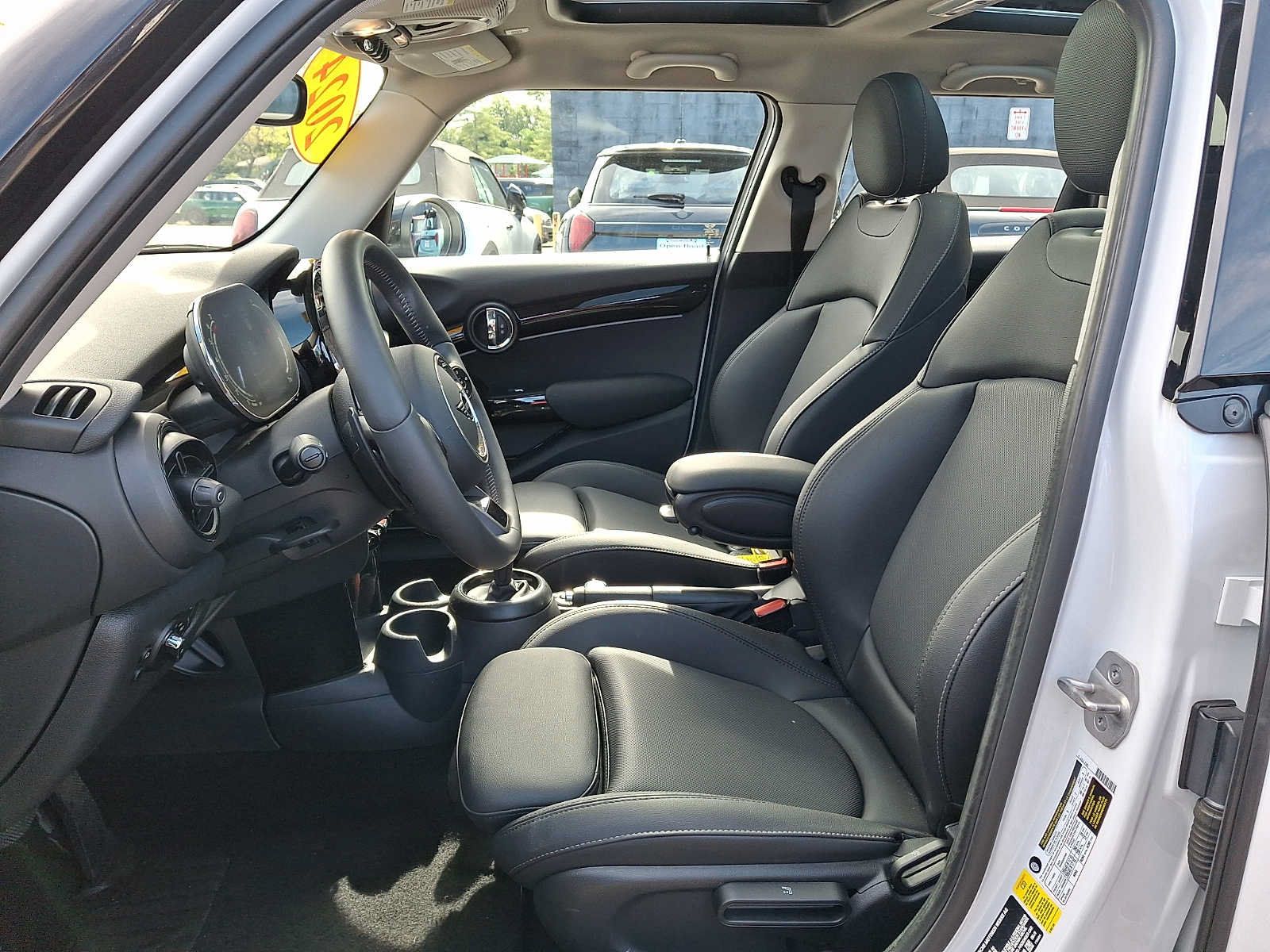 Used 2024 MINI Cooper S FWD image 10