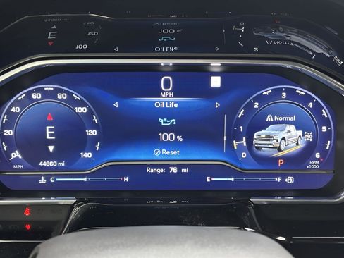 Used 2022 Chevrolet Silverado 1500 High Country image 41