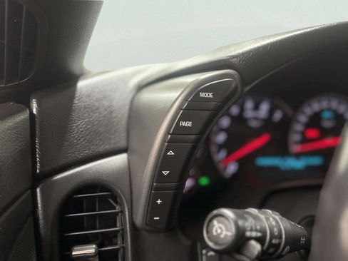 Used 2007 Chevrolet Corvette Convertible w/ Preferred Equipment Group image 37