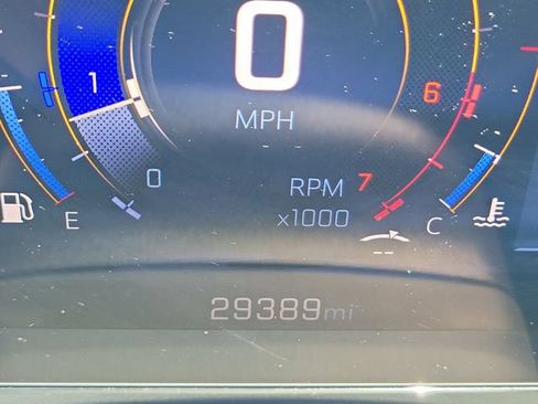 Certified 2025 Chevrolet Traverse LT FWD image 31