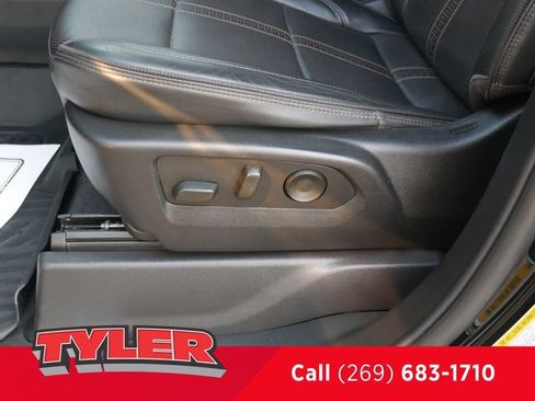 Used 2024 Chevrolet Silverado 2500 High Country w/ High Country Premium Package AWD/4WD image 23
