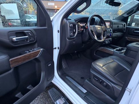 Used 2020 Chevrolet Silverado 3500 High Country w/ Technology Package AWD/4WD image 21